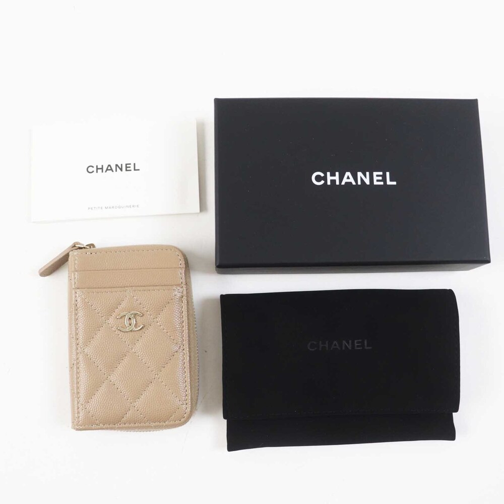 CHANEL Authentic Cream Caviar Leather Wallet - Picture 2 of 11